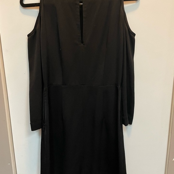 Aritzia Wilfred Vidal Dress size 4 - black - Picture 4 of 4
